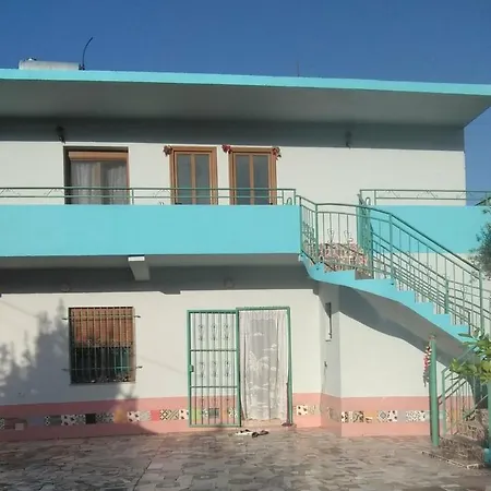 To Rent-casa Vacanza-shtepi Pushimesh-kondaj 別荘 オリクム