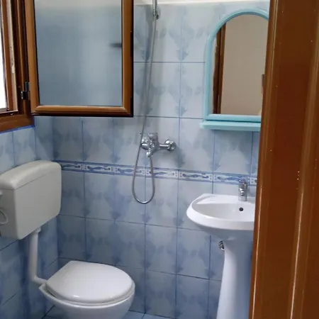 To Rent-casa Vacanza-shtepi Pushimesh-kondaj