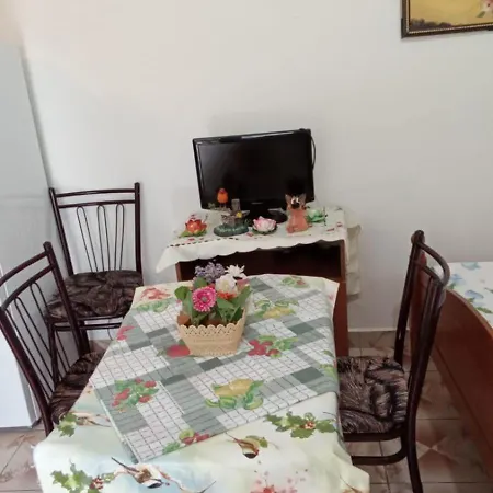 To Rent-casa Vacanza-shtepi Pushimesh-kondaj 度假居 奥里库姆