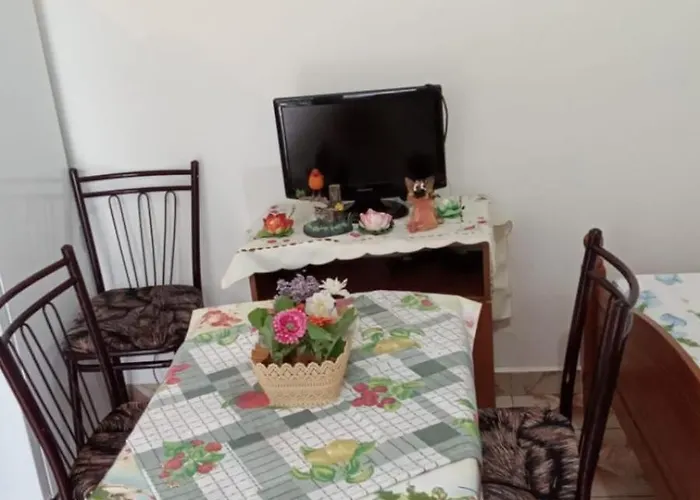 To Rent-casa Vacanza-shtepi Pushimesh-kondaj Nyaraló Orikum